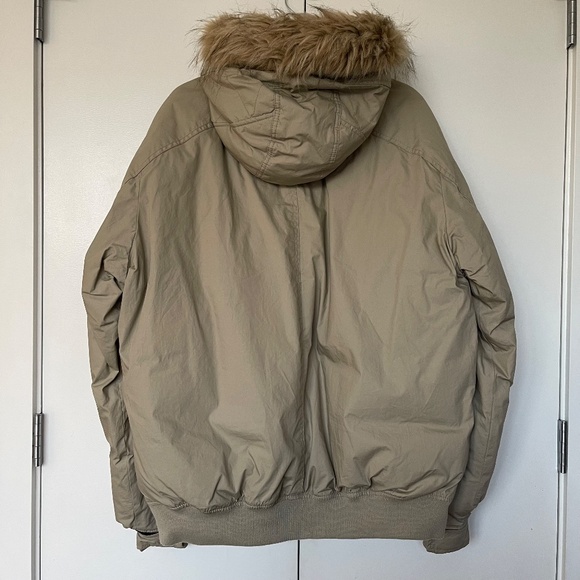 Hooded Puffer Coat - Picture 4 of 4